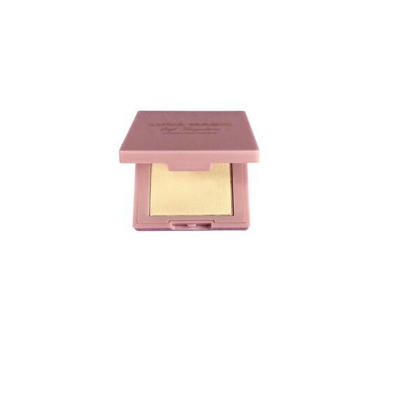 Luna Magic Soft Perfection Foundation Powder Light Shade 2.8g Makeup Beauty New - Picture 1 of 4